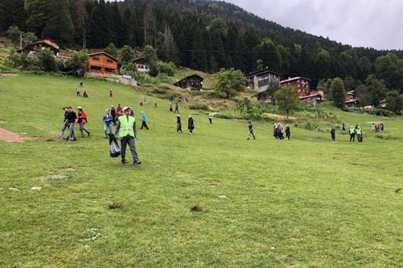 ayder yaylasi salincaklarin ardindan