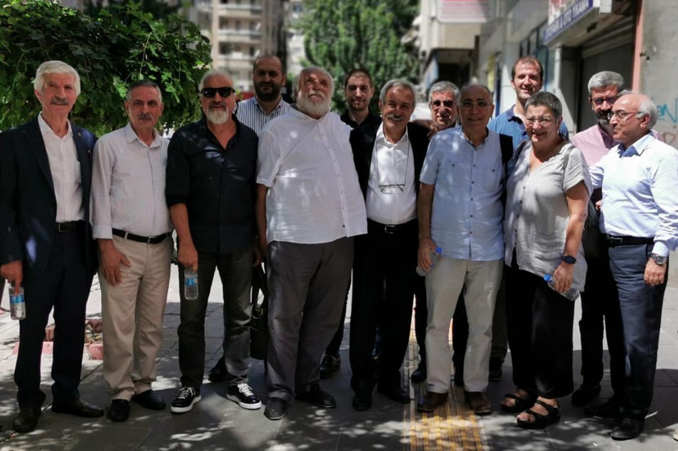 devam gercegin ve adaletin sesi icin