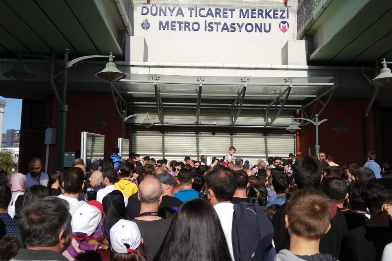 na metro seferleri durdu