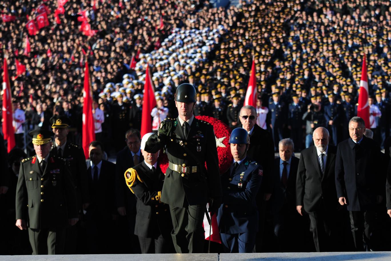 ataturk un olumunun 81 yil donumunde