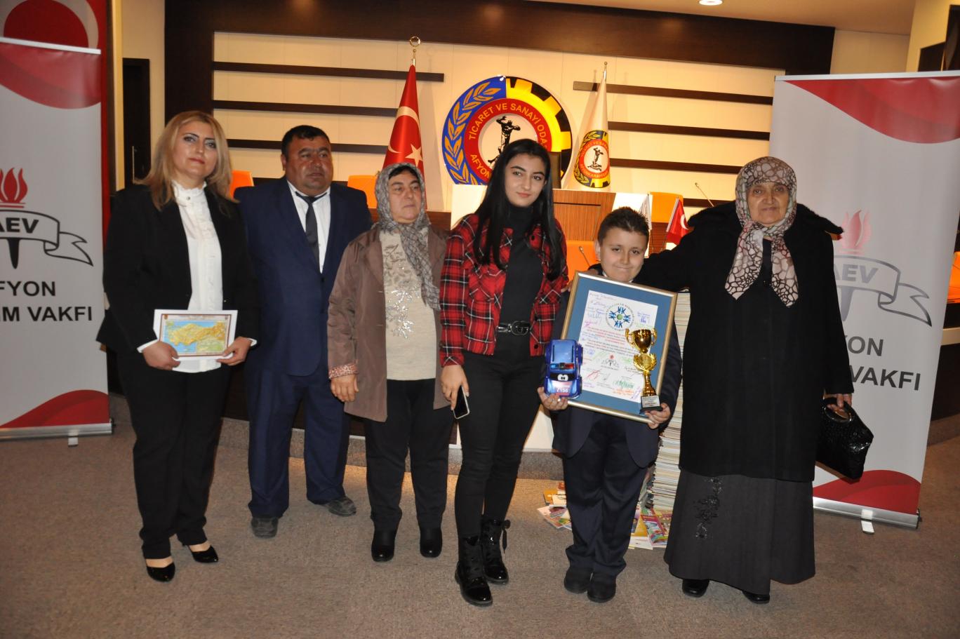 ayda bin 53 kitap okudu guinness
