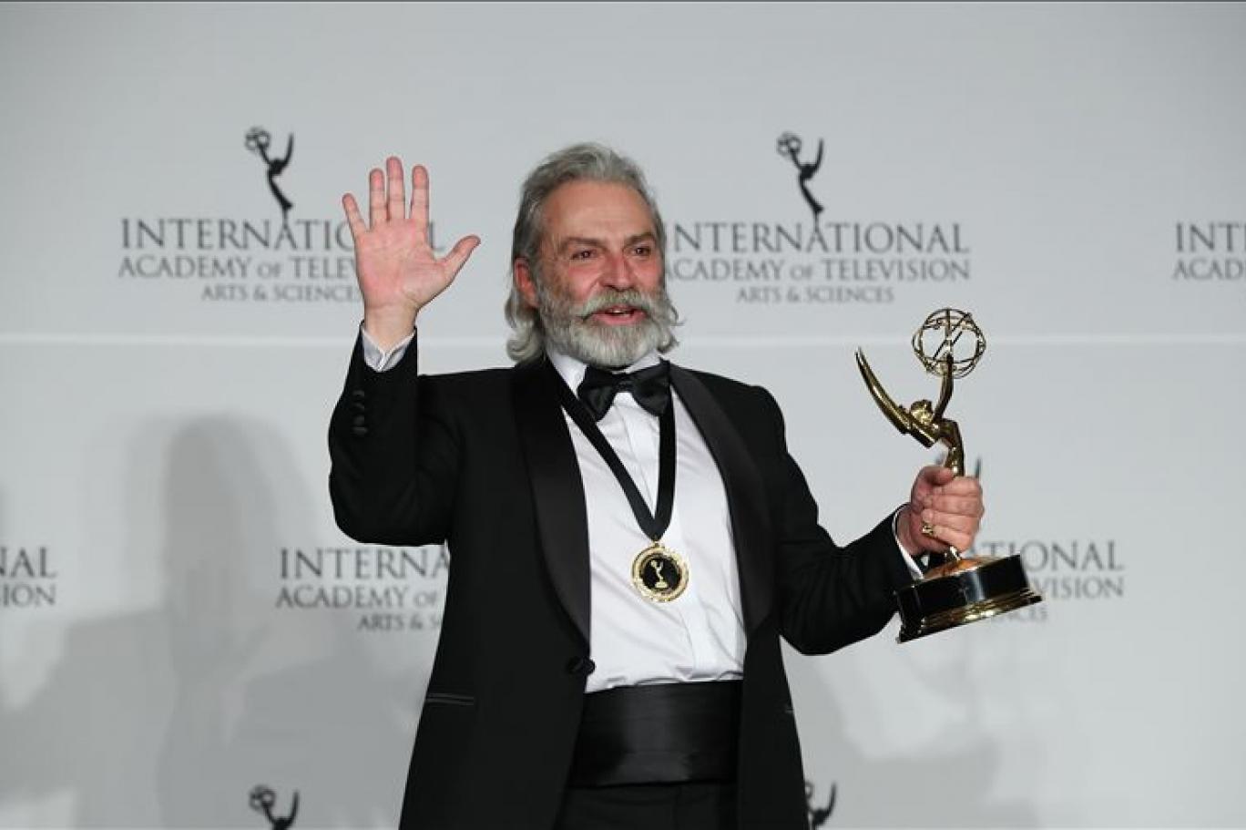 haluk bilginer 47 uluslararasi emmy