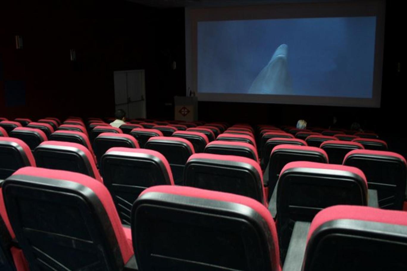 Icisleri Bakanligi Ndan Genelge Tiyatro Sinema Lokanta Kahvehane Internet Kafe Kapali Cocuk Oyun Alanlarinin Faaliyetleri Durduruldu Independent Turkce