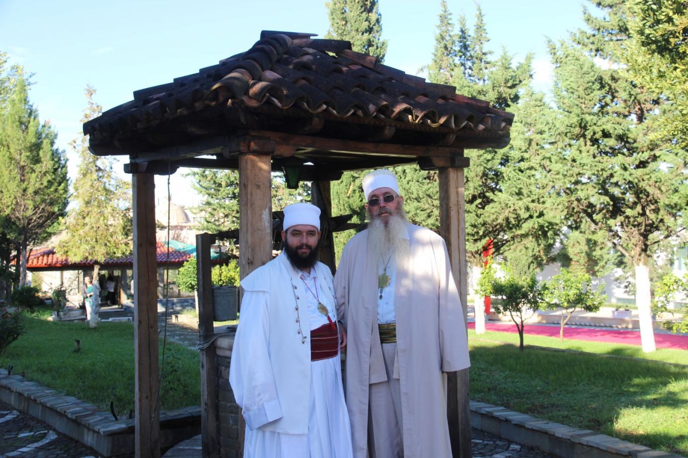 balkanlar daki bektasi ve aleviler