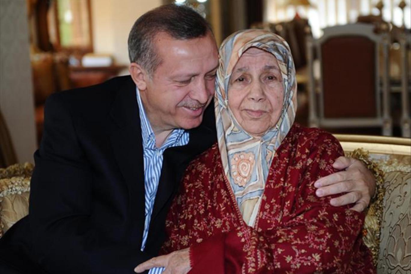 cumhurbaskani erdogan dan anneler gunu