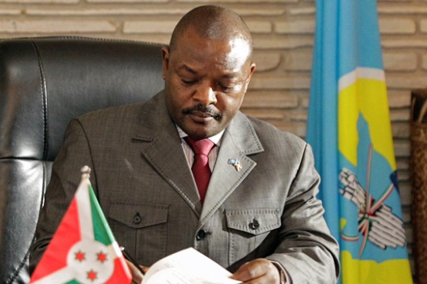 Burundi Cumhurbaşkanı Pierre Nkurunziza, geçirdiği kalp krizi sonucu hayatını kaybetti | Independent Türkçe