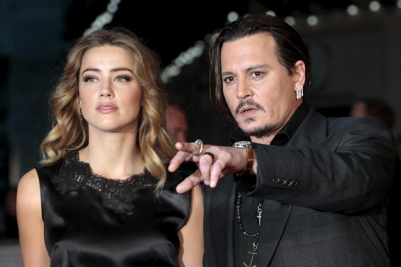 Mahkemeye Sunulan Ses Kaydi Ortaya Cikardi Johnny Depp Ve Amber Heard Banyo Kapisiyla Ne Yasadi Independent Turkce