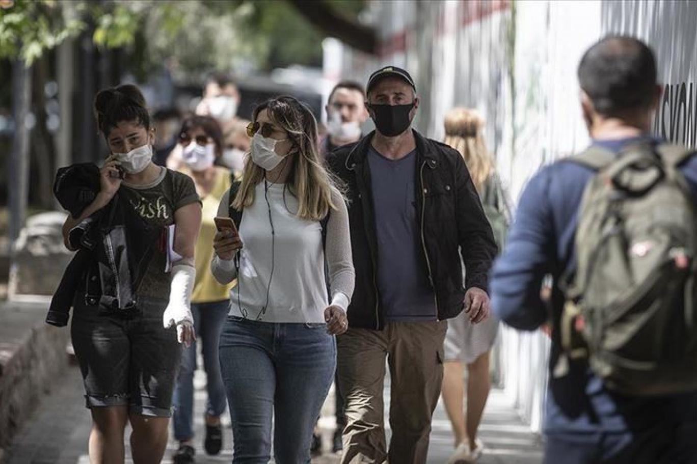 Türkiye'de koronavirüs nedeniyle 17 kişi daha hayatını kaybetti, 937 yeni vaka kaydedildi | Independent Türkçe