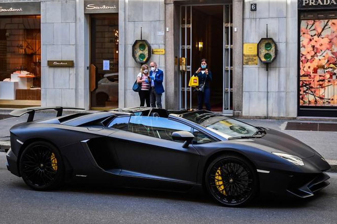 krediyle lamborghini