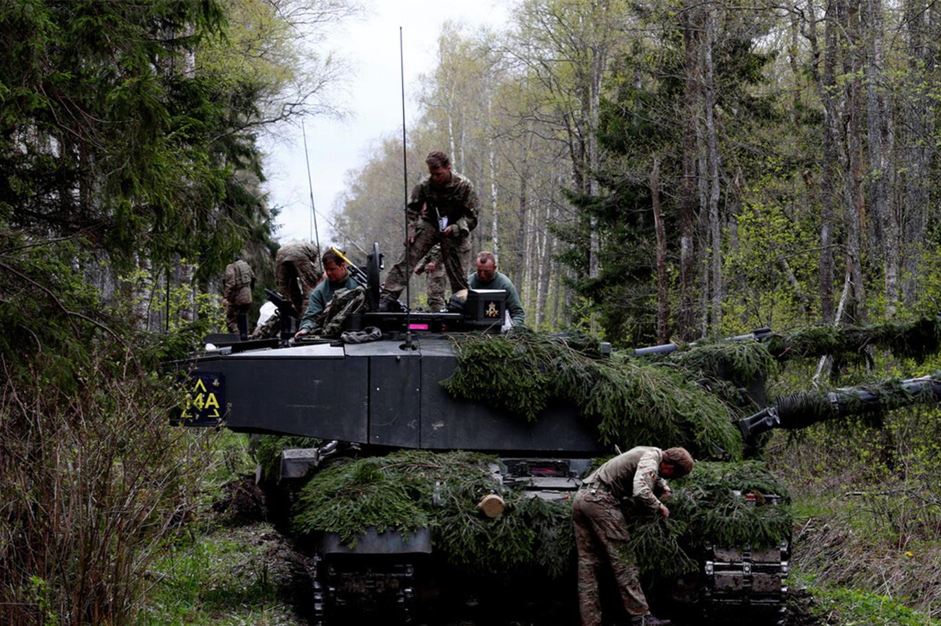 birlesik krallik ordusu tanklarin