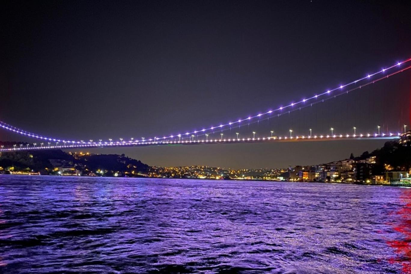 İstanbullu belediyelerin sosyal medyada 'en güzel manzara' atışması