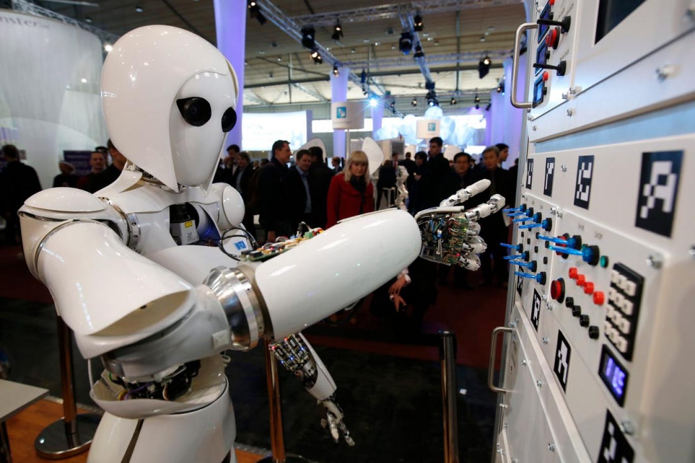 Bu makalenin tamamn bir robot yazd: Hl korkuyor musun, insan?