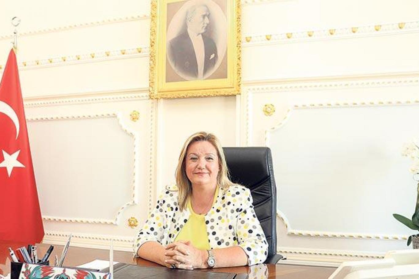 Istanbul Un Kadin Vali Yardimcisi Gevrek Erkek Meslektaslariniz 3 Calisiyorsa Sizin 13 Calismaniz Gerekiyor Independent Turkce