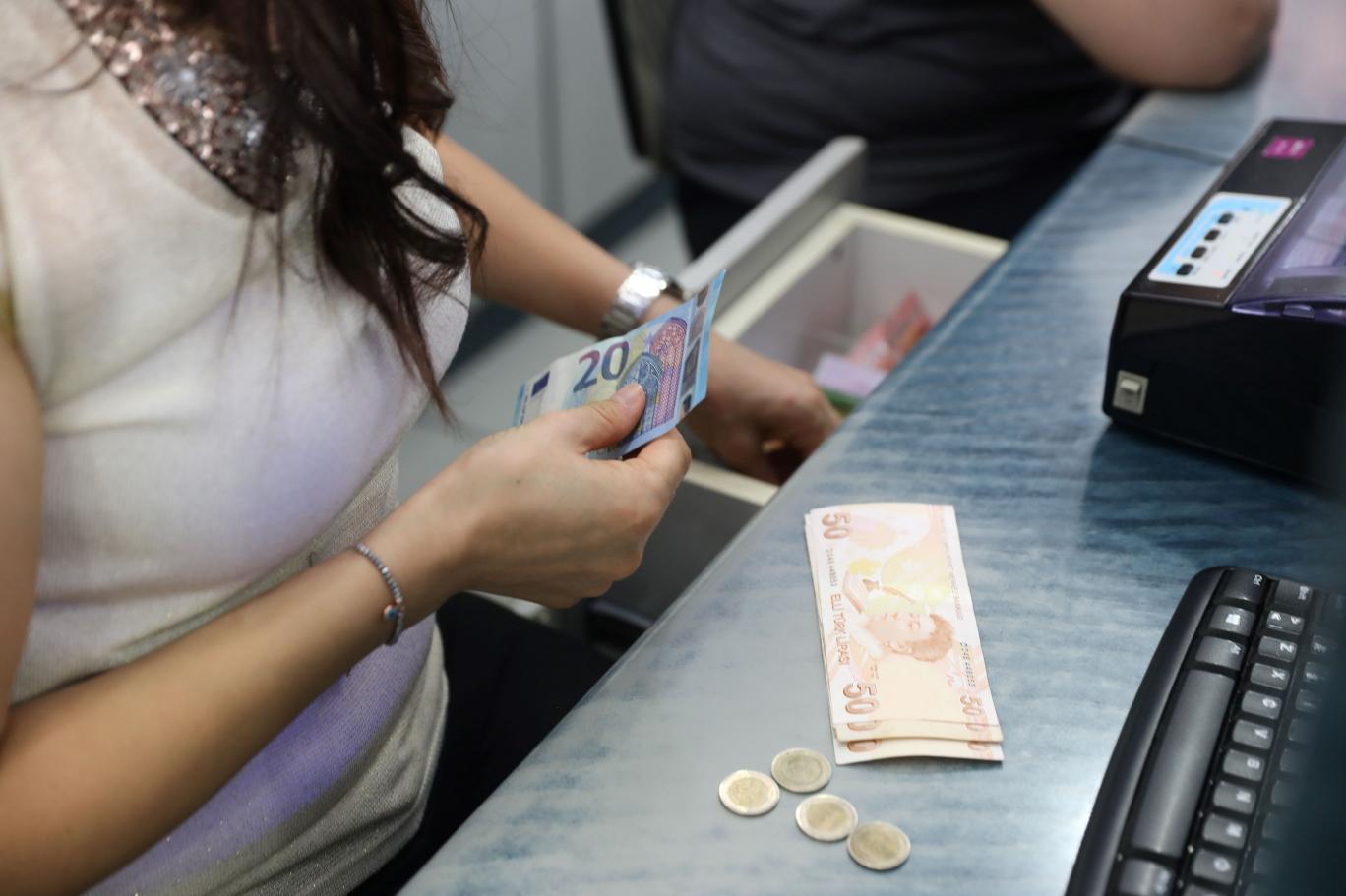turkiye deki yerlesikler icin bir yilda