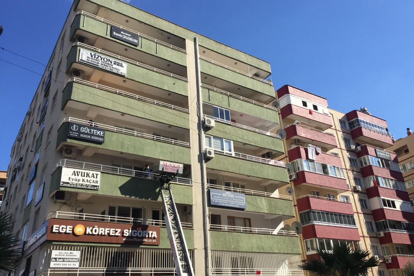 Izmir Valiligi Ile Insaat Muhendisleri Odasi Nin 2009 Tarihli Raporu 1490 Binadan Sadece 39 U Iyi Durumda Independent Turkce