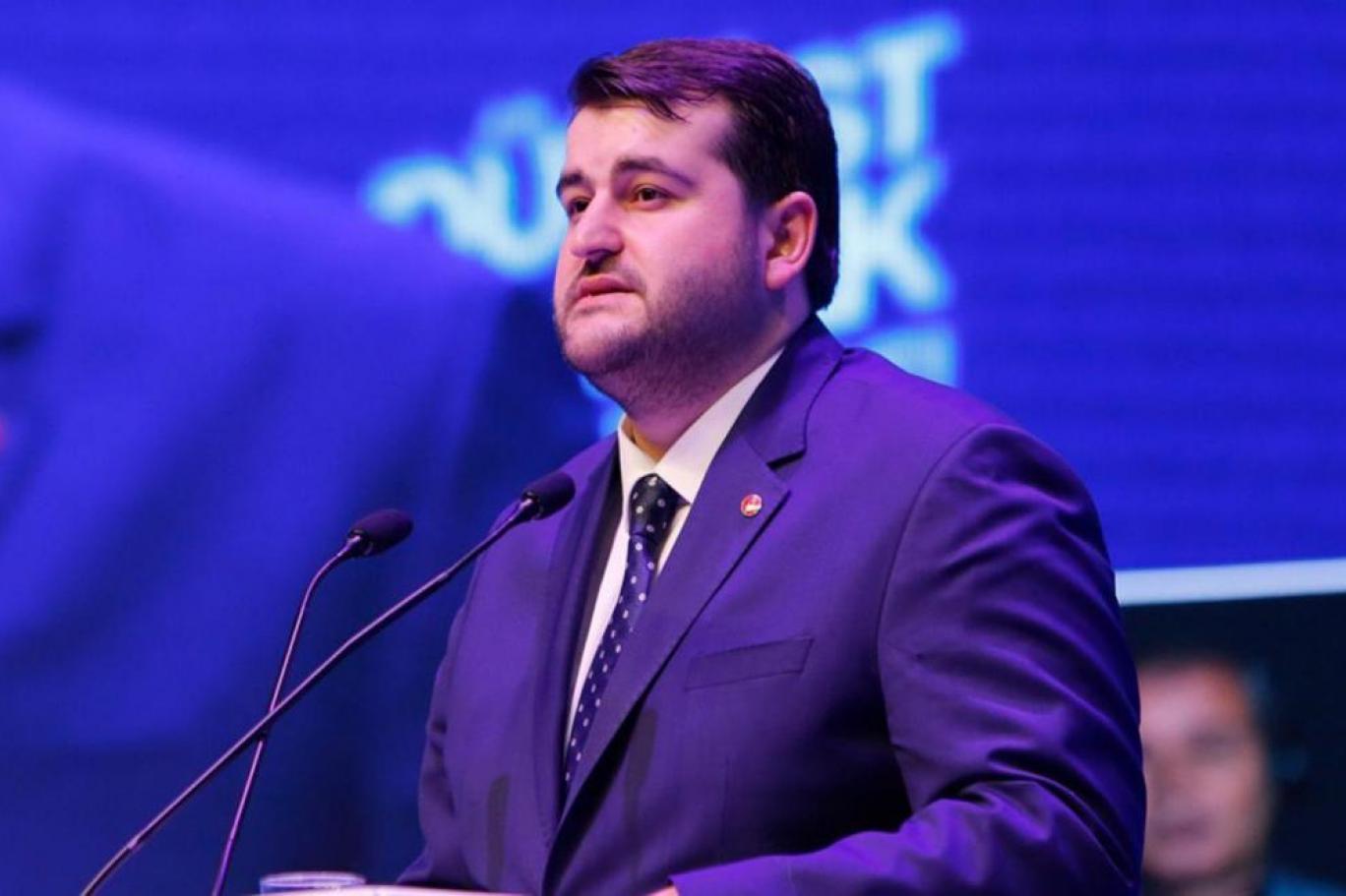saadet partisinde istanbul tartismasi