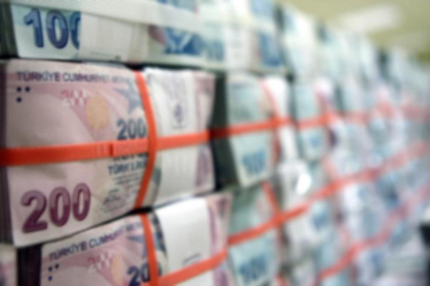 dis ticaret acigi gecen ay yuzde 155