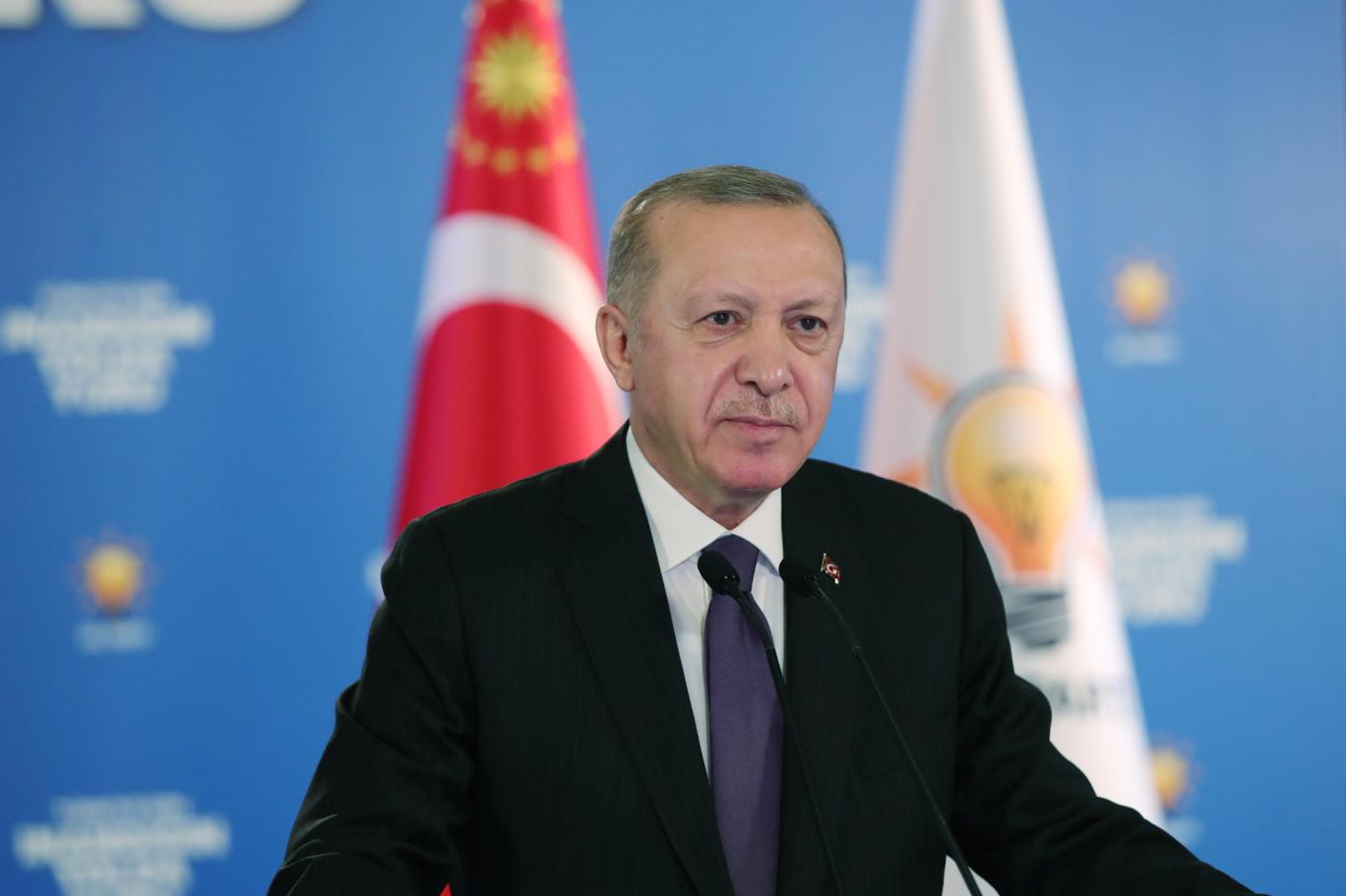 cumhurbaskani erdogan dan istifa eden