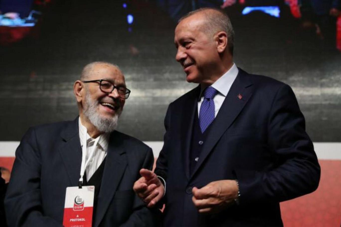 Erdoğan'ın lise öğretmeni ve ÖNDER'in kurucusu Mehmet Yahya Kutluoğlu hayatını kaybetti.