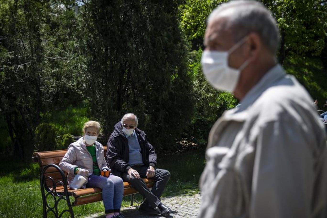 Türkiye nüfusu yaşlandı, yaşlı bakımı daha da önem kazandı… Prof. Dr.  Çakır: Pandemide sosyalleşmenin azalması ve izolasyon, yaşlılarda  depresyonu artırıyor | Independent Türkçe