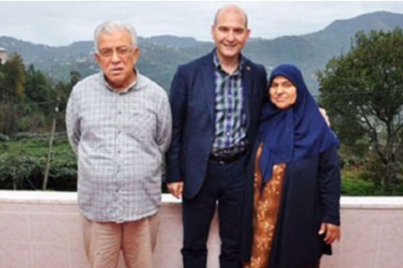annesi vefat eden icisleri bakani