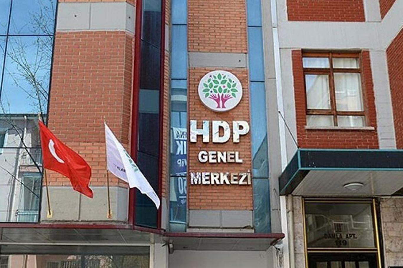 hdp ye kapatma davasi parti kendini