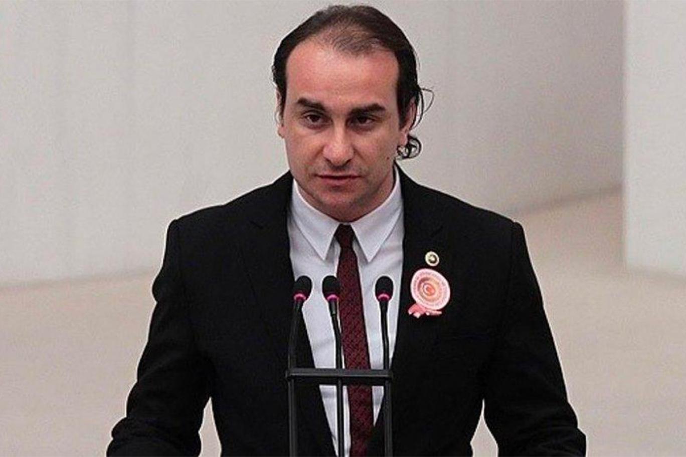 alparslan turkes in oglu babasinin mezarina alinmadi independent turkce