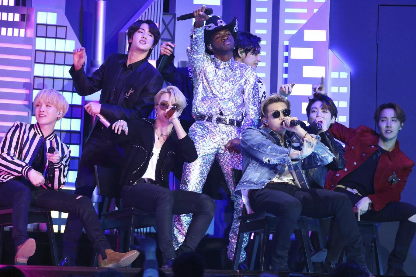 bts film out videosuyla resmen