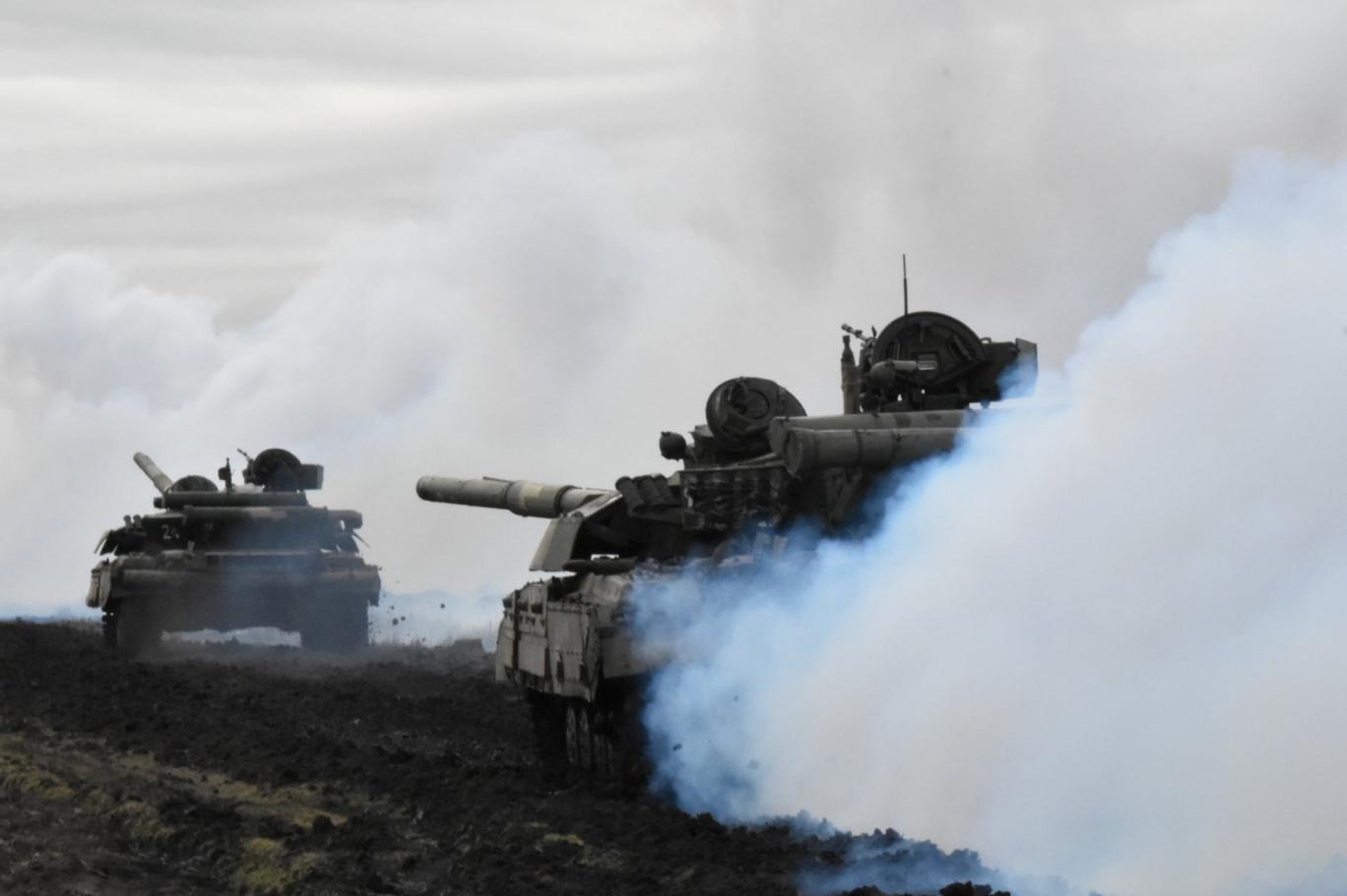 Rus donanması Karadeniz'de, Ukrayna ordusu Kırım sınırında askeri tatbikat  gerçekleştirdi | Independent Türkçe