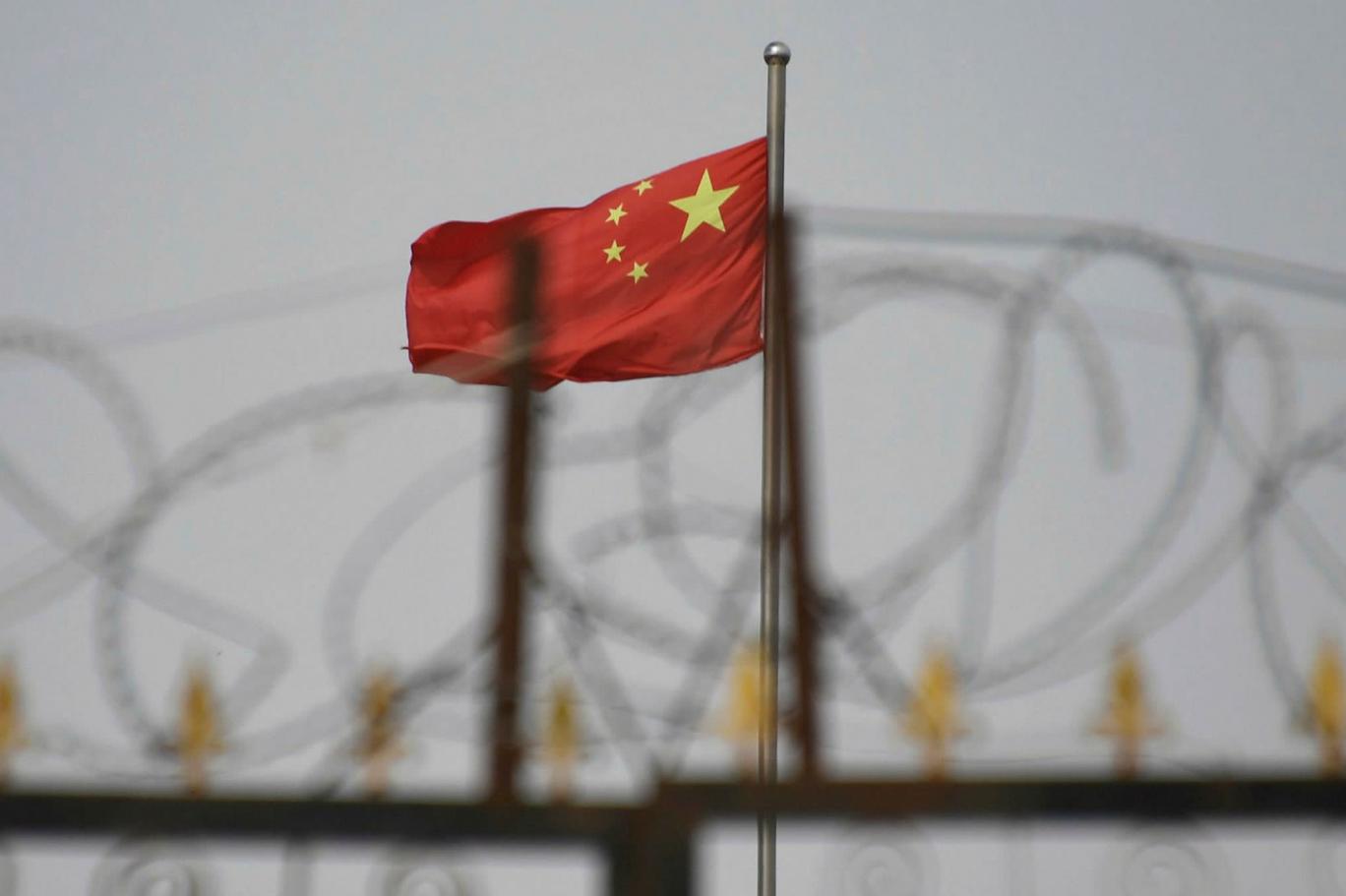 Zorla çalıştırılan Uygurları gerekçe gösteren ABD, 5 Çin şirketine yasak  getirdi | Independent Türkçe