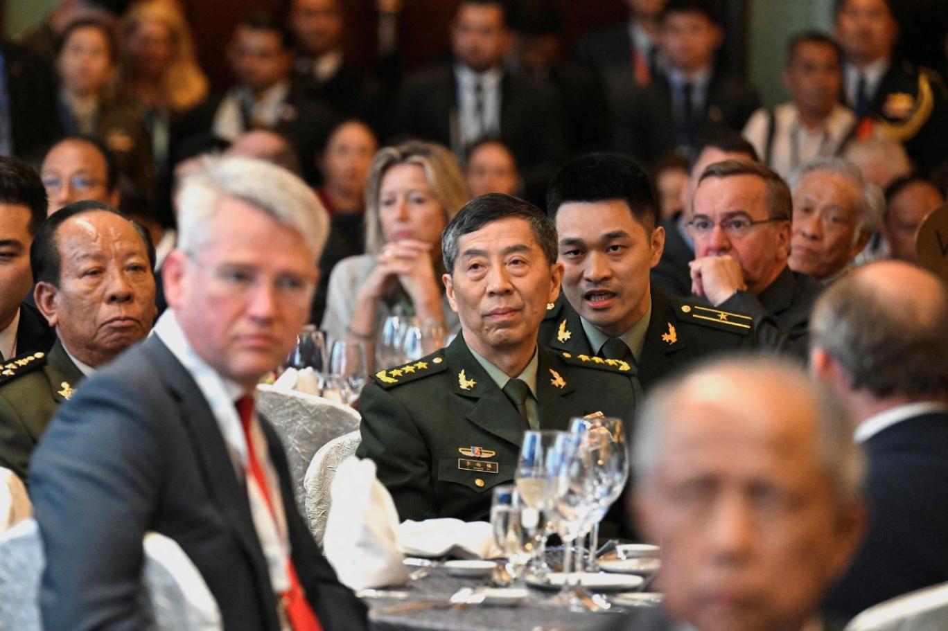 Çin Savunma Bakanı'nın ortadan kaybolmasıyla ilgili neler biliniyor? | Independent Türkçe