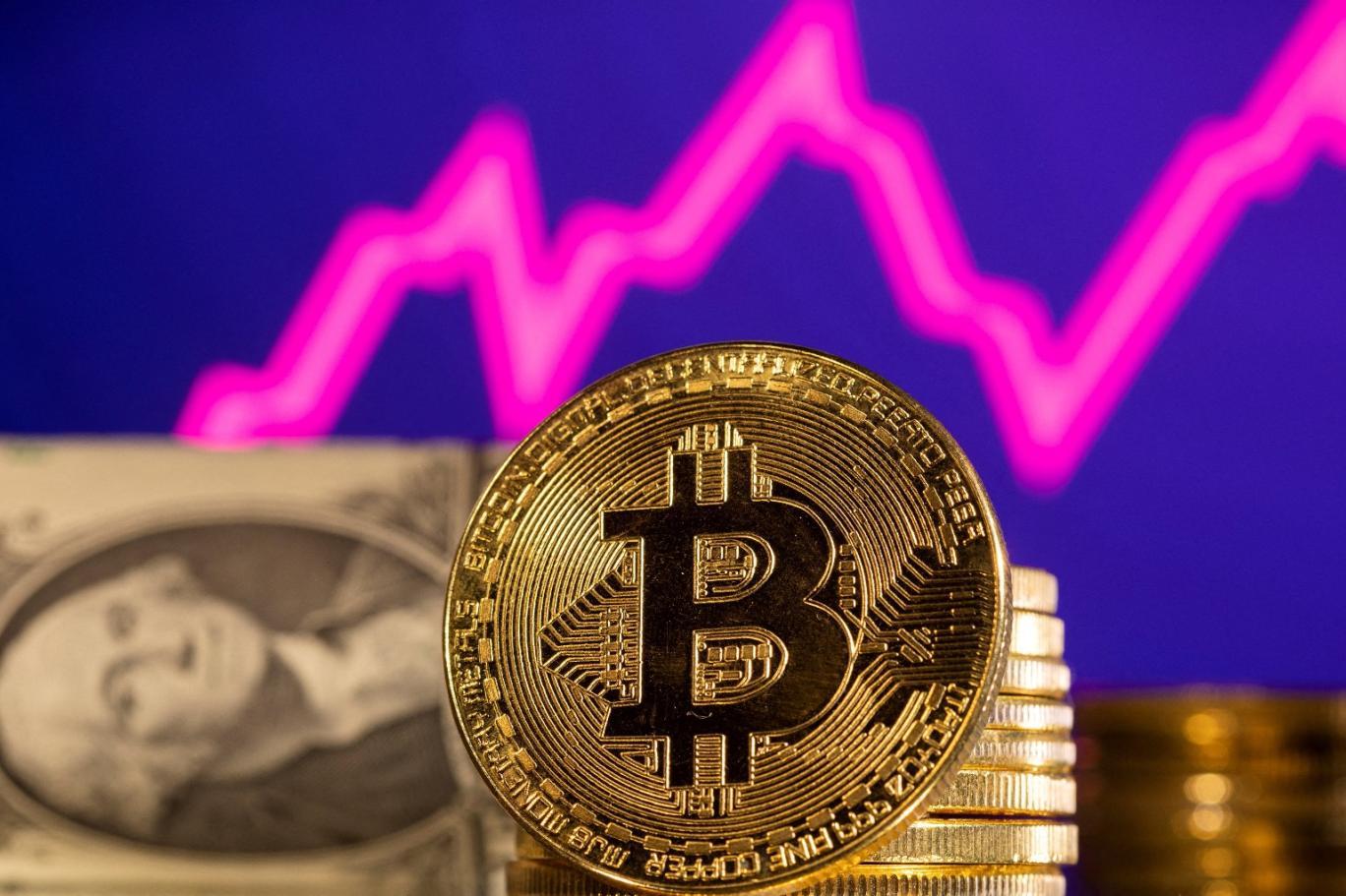 Zirveyi gören Bitcoin'e yatırım yapılmalı mı? | Independent Türkçe