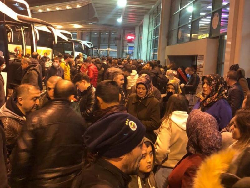 ankara ve konya da yuzlerce kisinin