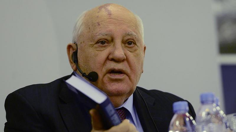 Gorbaçov. AA.jpg