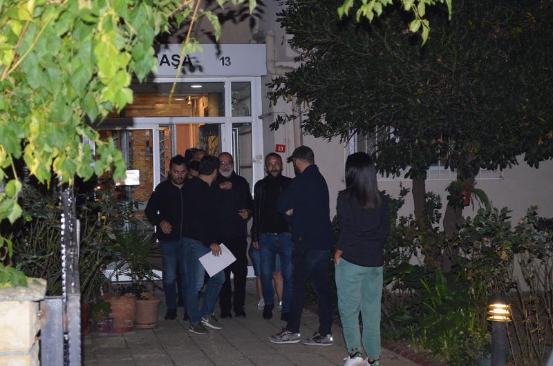 ahmet altan AA gözaltı (2).jpg