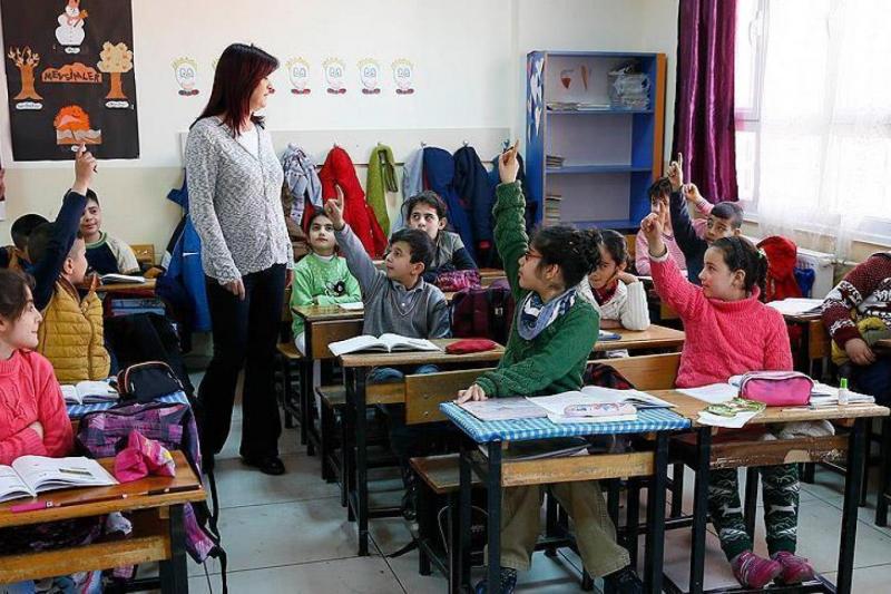 öğretmen aa.jpg