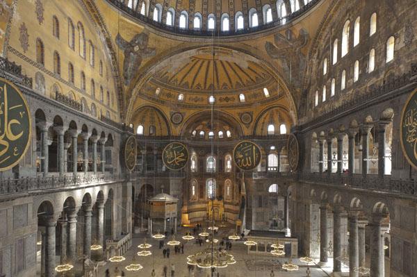 Ayasofya- ayasofyamuzesi.gov_.tr_.jpg