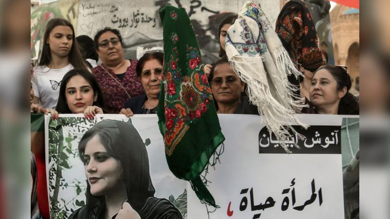 İran’da bir ayı aşkın süredir kan ve gözyaşı akıyor