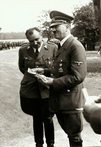 hitler in cesedini yakan adam