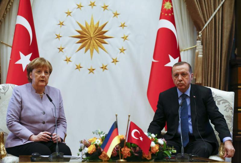 Merkel 15 Temmuz darbe girişiminin ardından 2 Şubat 2017'de Türkiye'yi ziyaret etmişti  Fotoğraf Reuters.jpg