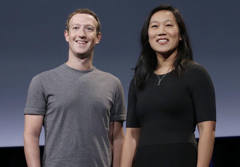 Mark Zuckerberg, Priscilla Chan AP.jpg