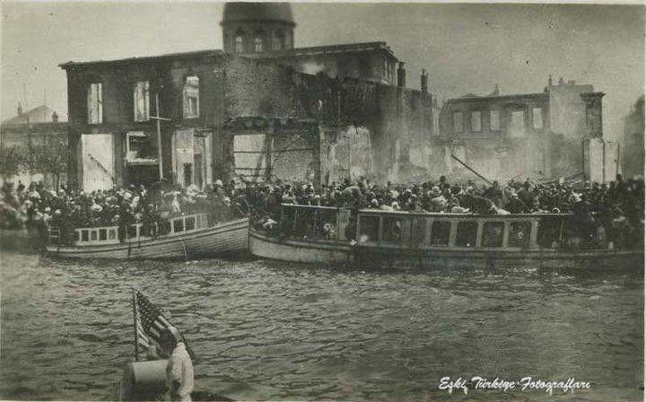 izmir yangın 2.jpg