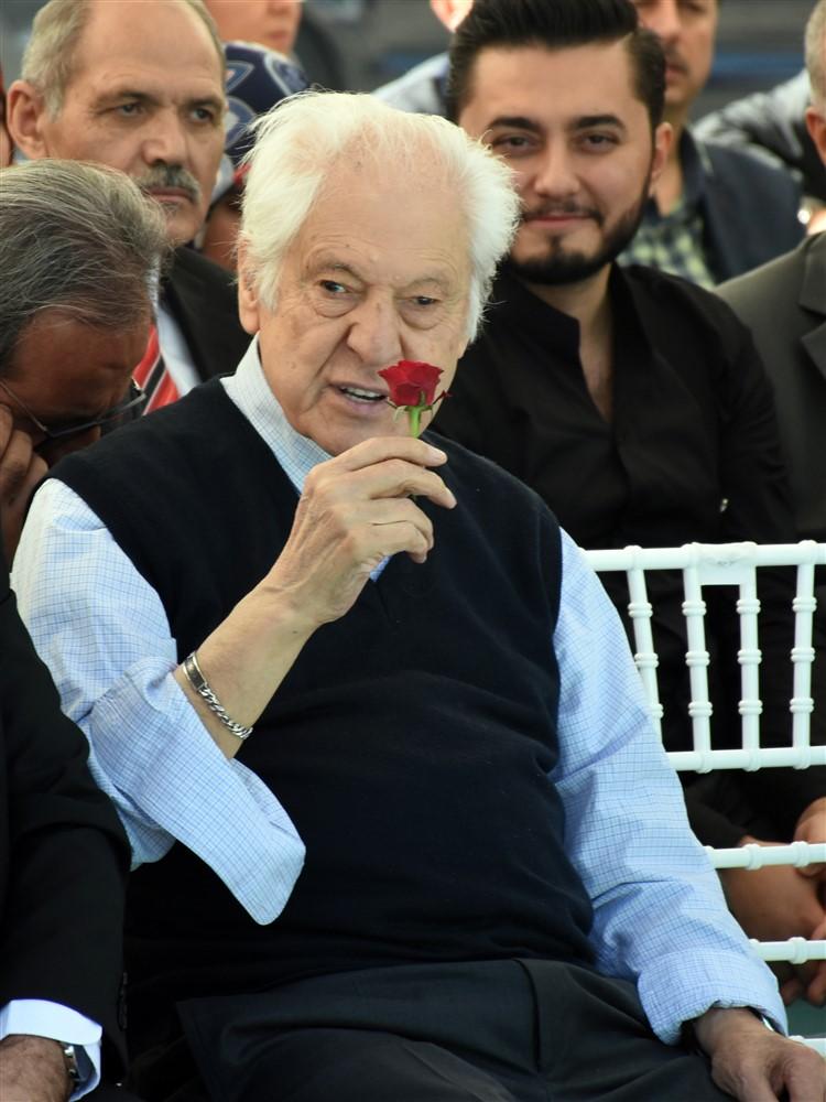 ‘Kudüs-şairi’-Nuri-Pakdil-8.jpg