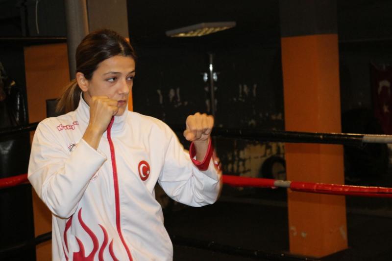 Emine Arslan-Independent Türkçe (9).JPG
