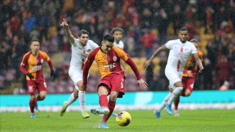 Radamel Falcao-AA.jpg