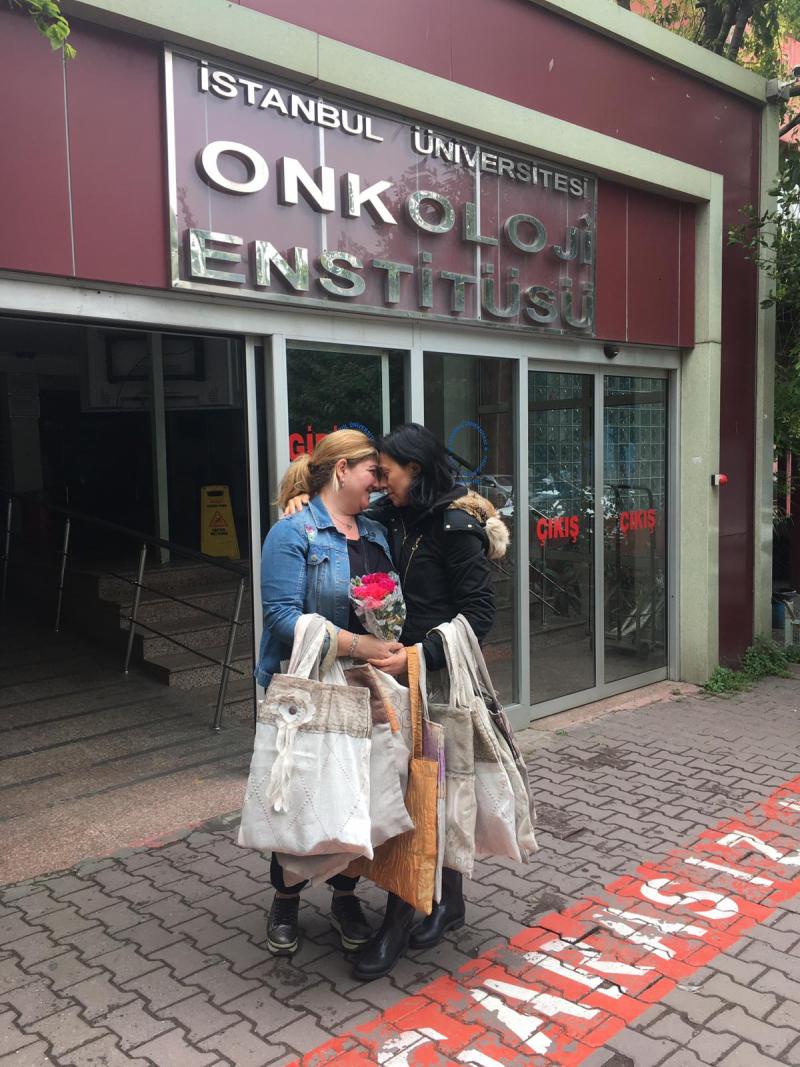 Onkoloji Anneleri 2 anne.jpg