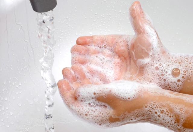 elleri sabunlamak.jpg