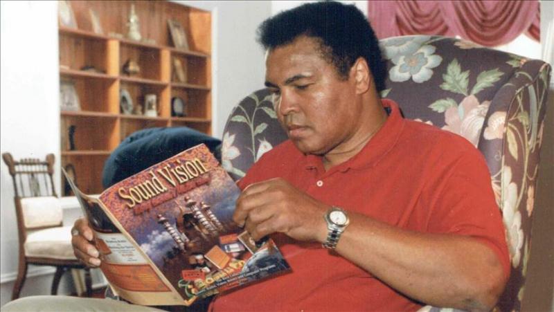 Muhammed Ali - AA7.jpg Muhammed Ali - AA7.jpg