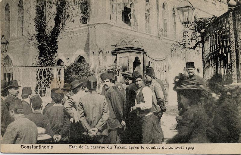 31 Mart Olayı, Fransızca haber ve foto-Taşkışla-Taksim-İstanbul.jpg