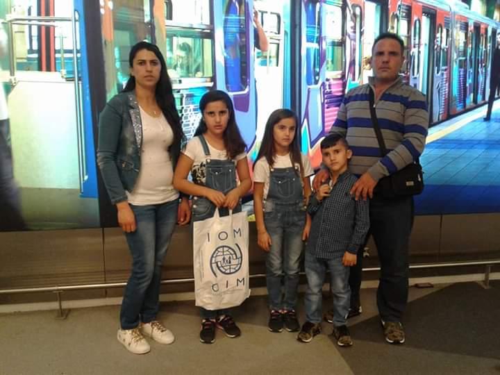 Xunaf Kasım, eşi ve çocuklarıyla Almanya'ya göç etti